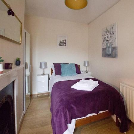 City Centre 4 Bedroom House Winchester Dış mekan fotoğraf