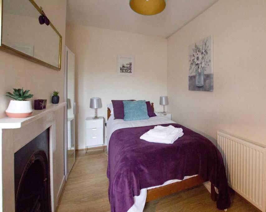 City Centre 4 Bedroom House Winchester Dış mekan fotoğraf