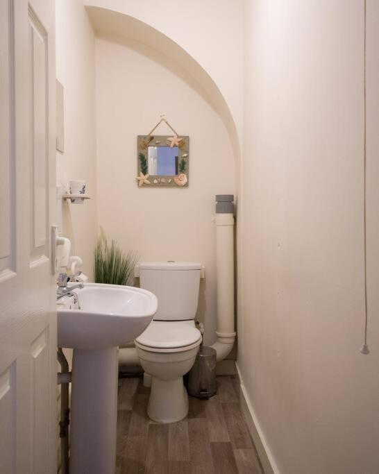 City Centre 4 Bedroom House Winchester Dış mekan fotoğraf