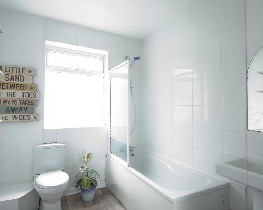 City Centre 4 Bedroom House Winchester Dış mekan fotoğraf